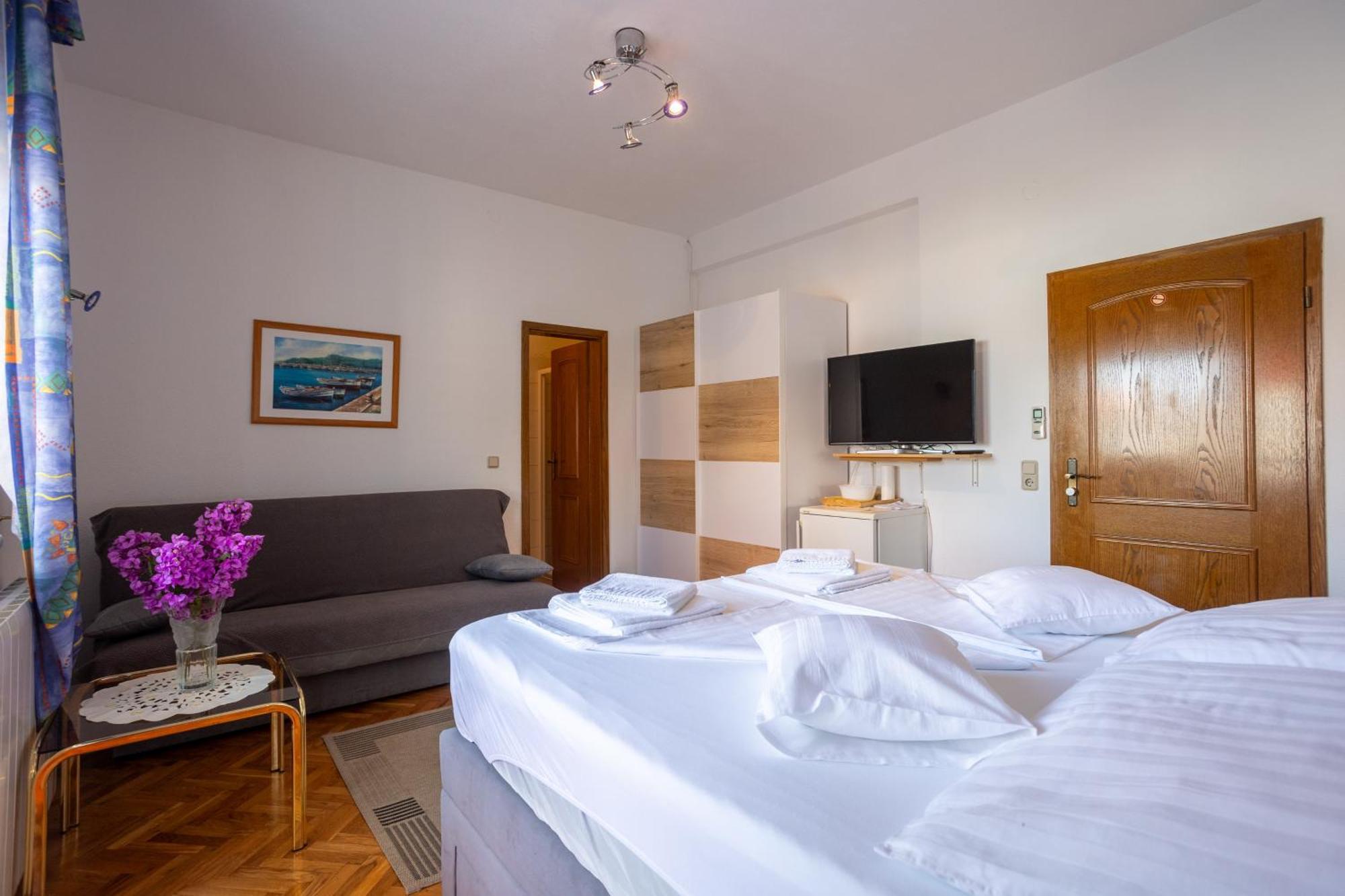 Villa Marina Okrug Gornji Δωμάτιο φωτογραφία